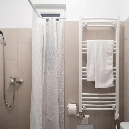 Stylish Under The Buda Castle Apartamento Budapest